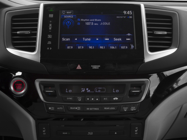 2016 Honda Pilot Touring w/Navi w/RES