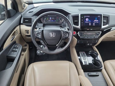 2016 Honda Pilot Touring w/Navi w/RES
