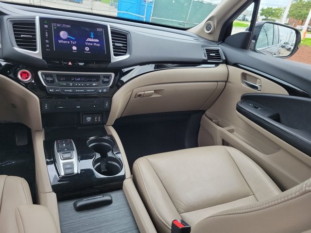 2016 Honda Pilot Touring w/Navi w/RES