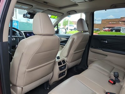 2016 Honda Pilot Touring w/Navi w/RES