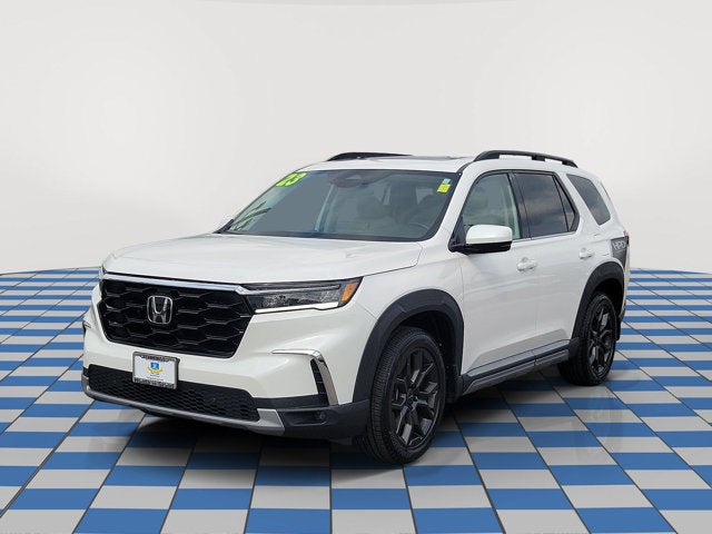 2023 Honda Pilot Touring