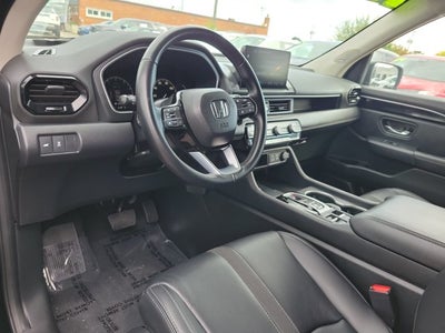 2023 Honda Pilot Touring