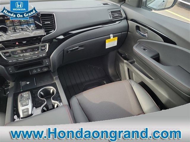 2026 Honda Ridgeline Black Edition Two-Tone