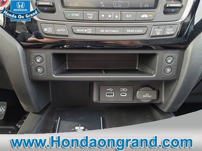 2026 Honda Ridgeline Black Edition Two-Tone
