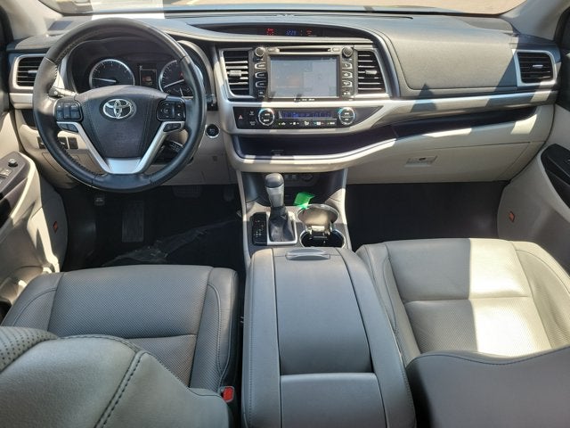 2019 Toyota Highlander Limited Platinum