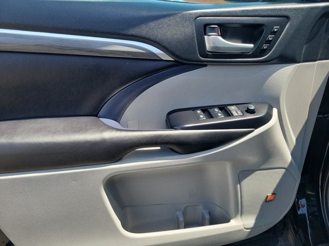 2019 Toyota Highlander Limited Platinum