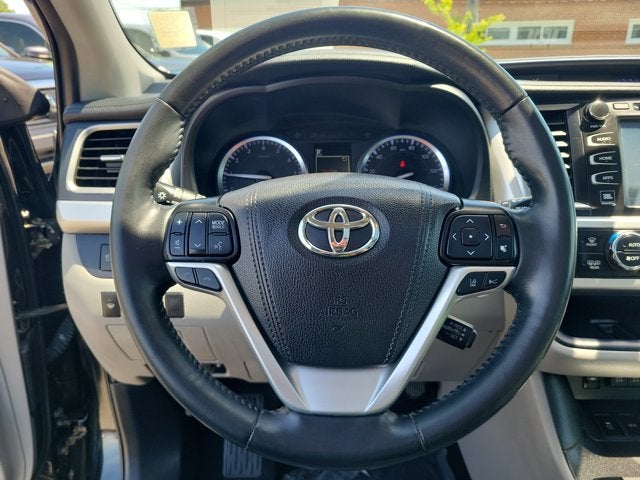 2019 Toyota Highlander Limited Platinum