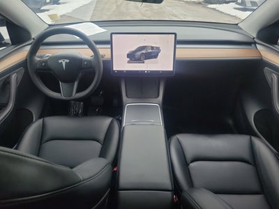 2025 Tesla Model Y Long Range