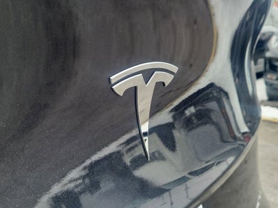 2025 Tesla Model Y Long Range