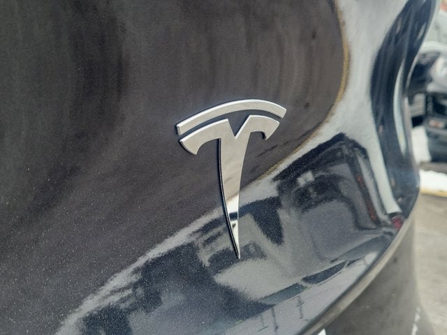 2025 Tesla Model Y Long Range