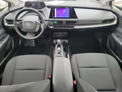 2025 Toyota Prius LE