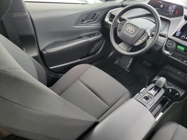 2025 Toyota Prius LE