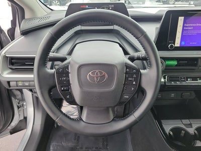 2025 Toyota Prius LE